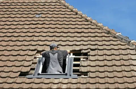 Pose de velux - Saint-Pouange